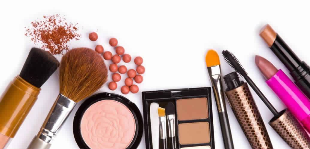 أفضل أنواع الفرش لوضع المكياج - يعنى 