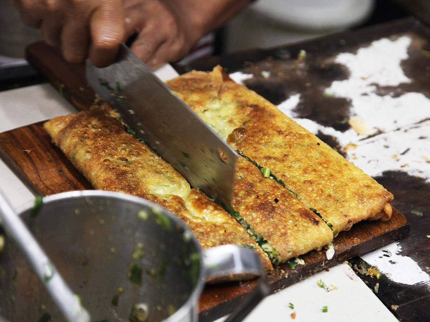 مطبق بالبيض والجبن - يعنى 