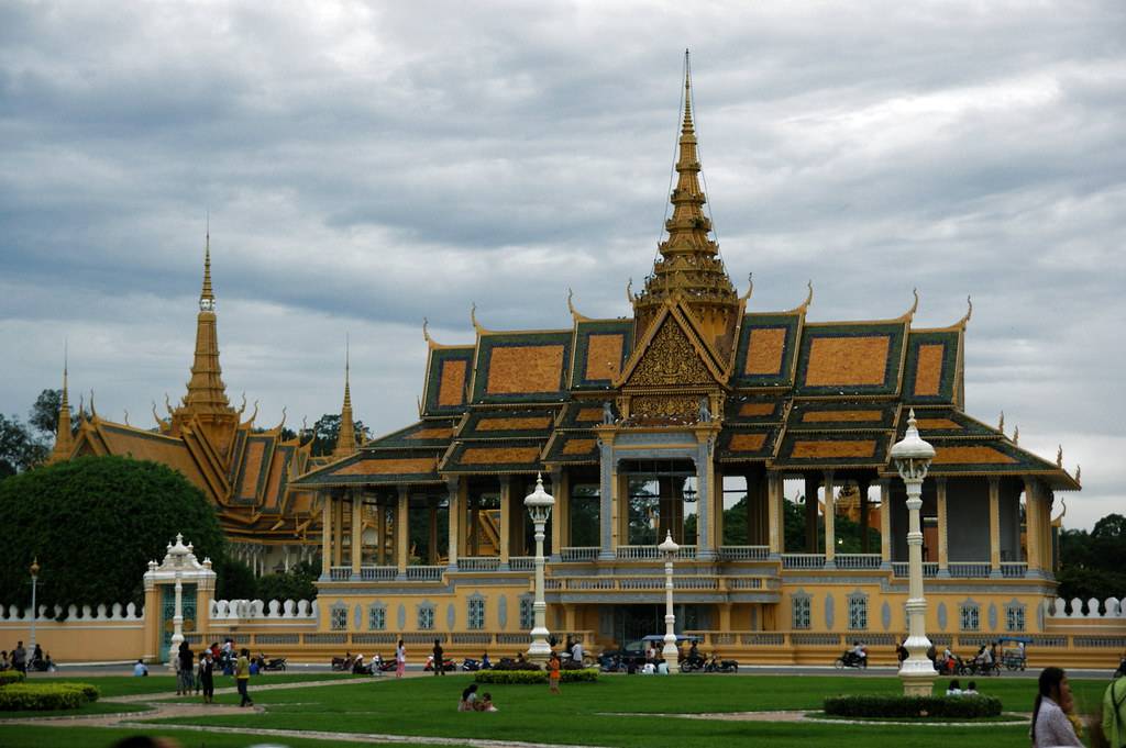 بنوم بنه عاصمة كامبوديا - يعنى 