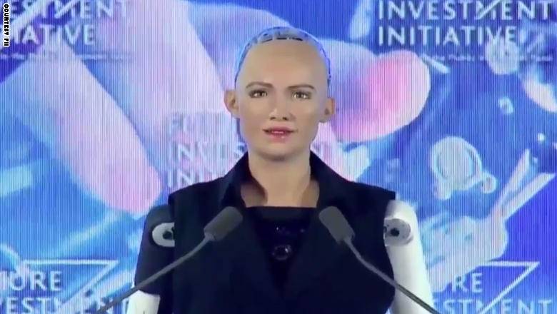 من هى صوفيا الروبوت السعودى الجنسية - يعنى 